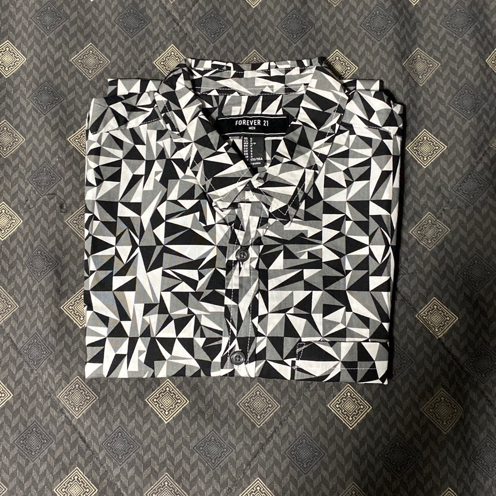 Geometric Patten Button Up